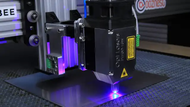 opt-lasers-7NvkRlTzLZE-unsplash